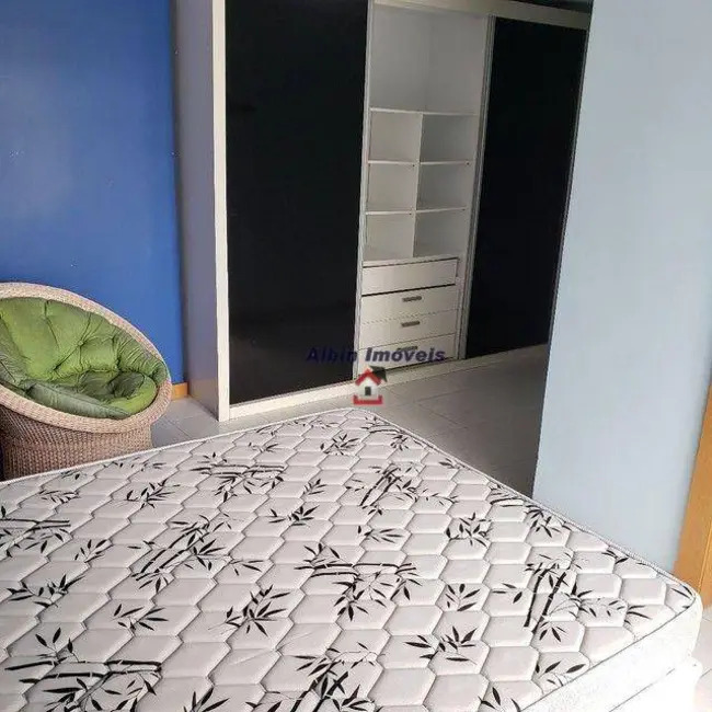 Cobertura com 3 quartos à venda, 200m2 em Piratininga, Niteroi - RJ - imagem 8 Foto 8 de Cobertura com 3 quartos à venda, 200m2 em Piratininga, Niteroi - RJ