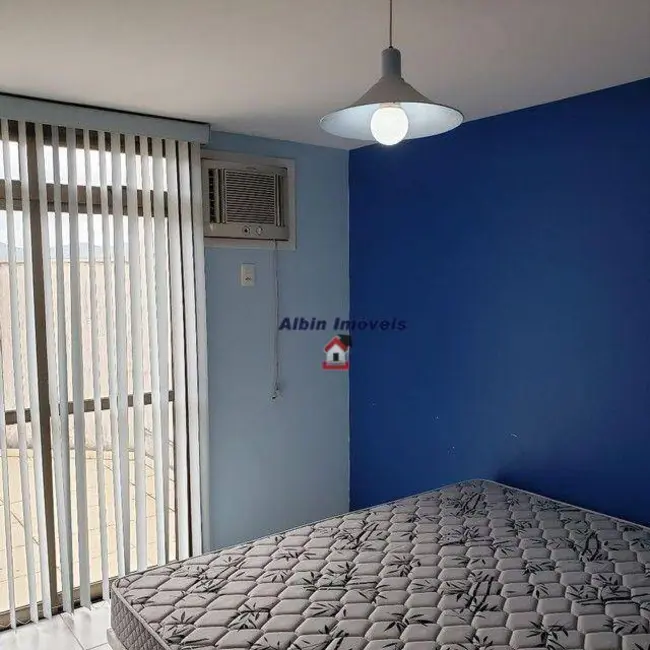 Cobertura com 3 quartos à venda, 200m2 em Piratininga, Niteroi - RJ - imagem 5 Foto 5 de Cobertura com 3 quartos à venda, 200m2 em Piratininga, Niteroi - RJ