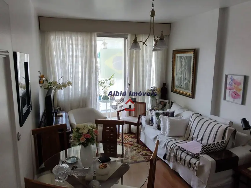 Foto 4 de Apartamento com 2 quartos à venda, 75m2 em Icaraí, Niteroi - RJ