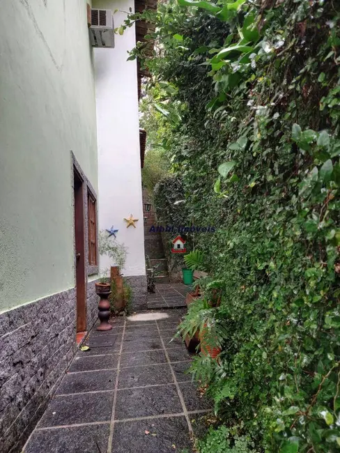 Foto 7 de Casa com 4 quartos à venda, 1350m2 em Itaipu, Niteroi - RJ