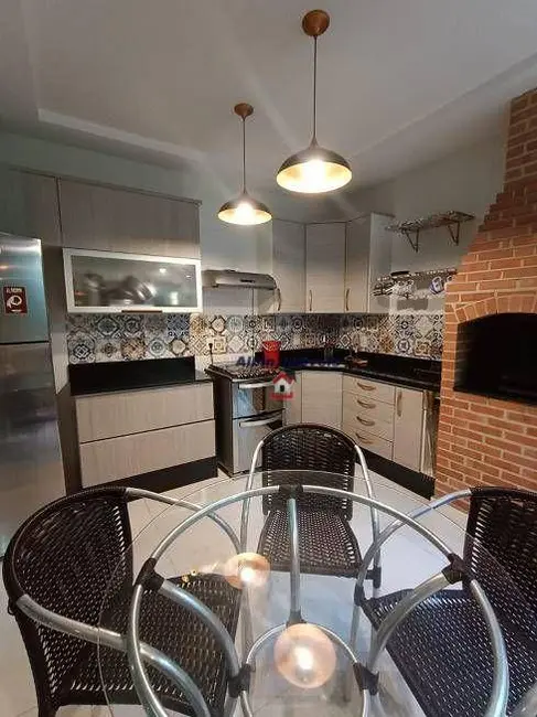 Foto 3 de Casa com 3 quartos à venda, 300m2 em Camboinhas, Niteroi - RJ