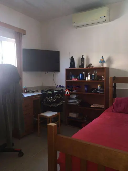 Casa com 3 quartos à venda, 360m2 em Maravista, Niteroi - RJ - imagem 3 Foto 3 de Casa com 3 quartos à venda, 360m2 em Maravista, Niteroi - RJ
