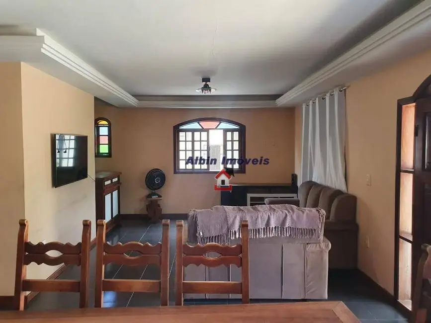 Foto 1 de Casa com 5 quartos à venda, 360m2 em Piratininga, Niteroi - RJ