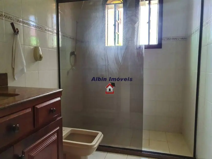 Foto 7 de Casa com 5 quartos à venda, 360m2 em Piratininga, Niteroi - RJ