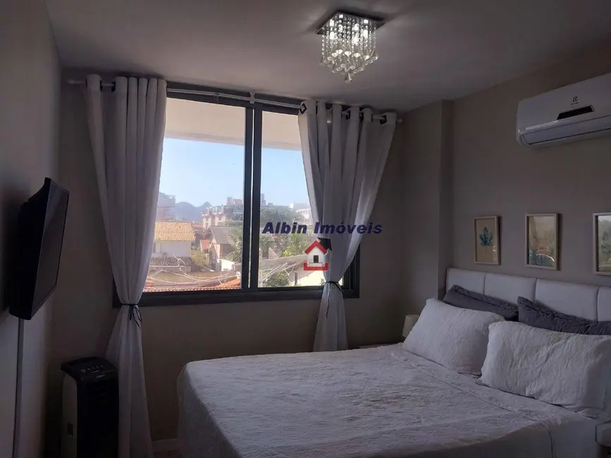 Foto 8 de Apartamento com 2 quartos à venda, 90m2 em Piratininga, Niteroi - RJ