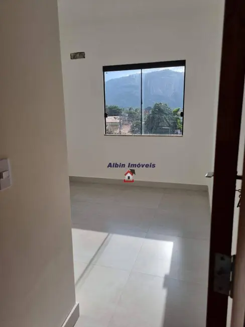 Foto 9 de Casa com 3 quartos à venda, 180m2 em Piratininga, Niteroi - RJ