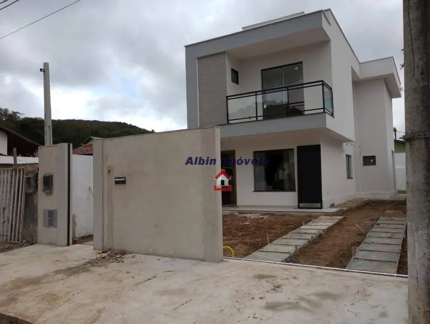 Foto 2 de Casa com 3 quartos à venda, 180m2 em Itaipu, Niteroi - RJ
