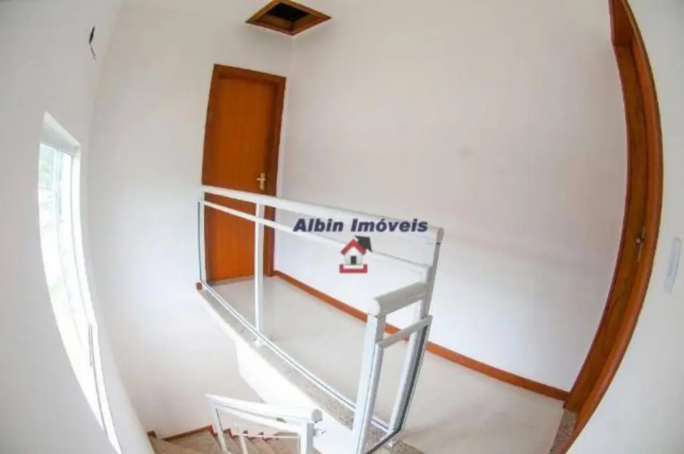 Foto 9 de Casa de Condomínio com 2 quartos à venda, 100m2 em Serra Grande, Niteroi - RJ