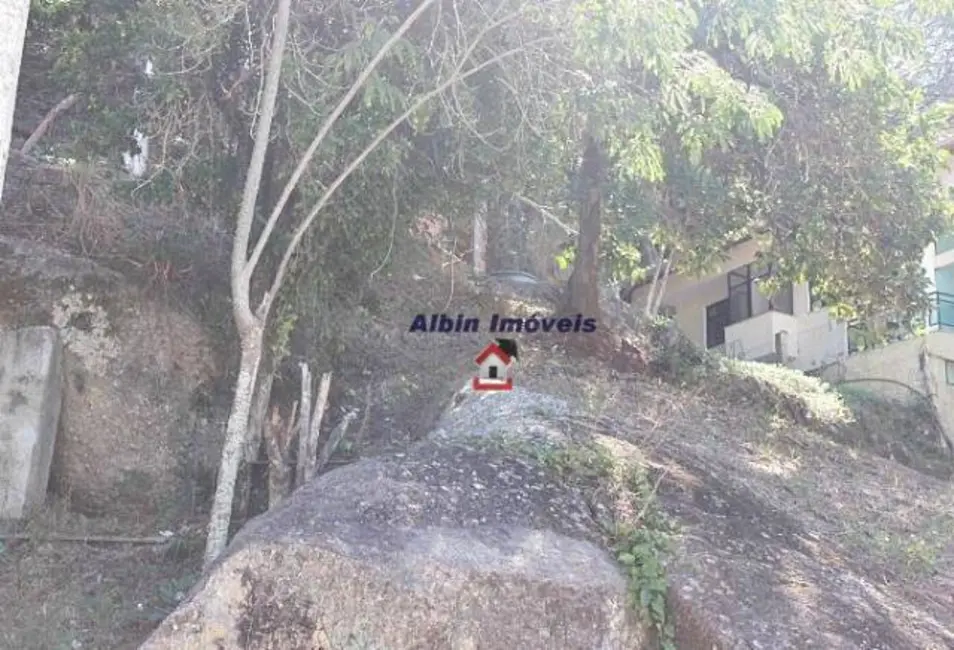 Foto 9 de Terreno / Lote à venda, 942m2 em Piratininga, Niteroi - RJ