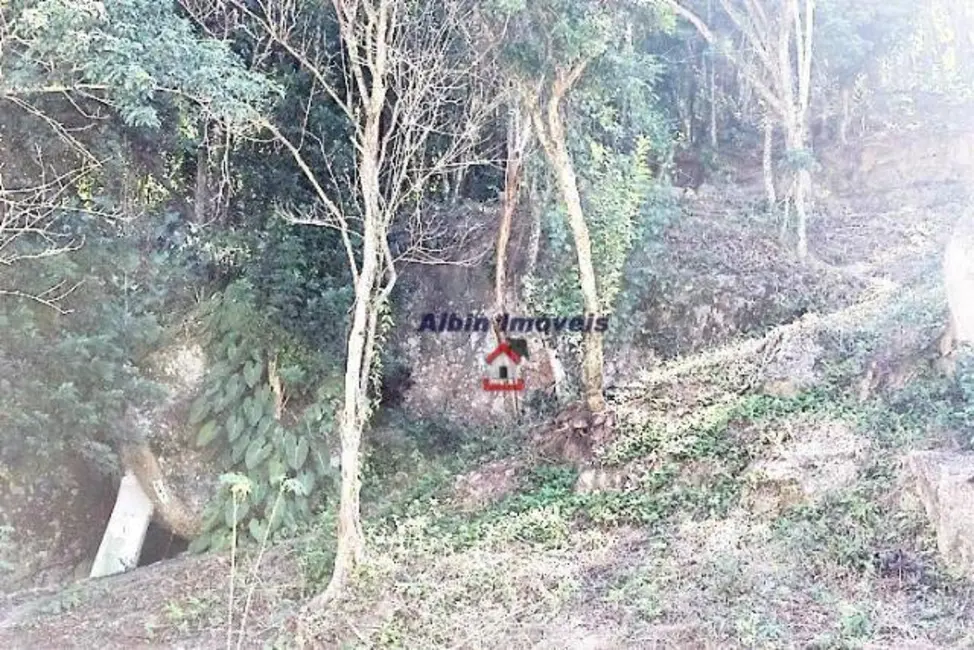 Foto 7 de Terreno / Lote à venda, 942m2 em Piratininga, Niteroi - RJ