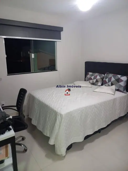 Foto 9 de Casa com 4 quartos à venda, 180m2 em Itaipu, Niteroi - RJ