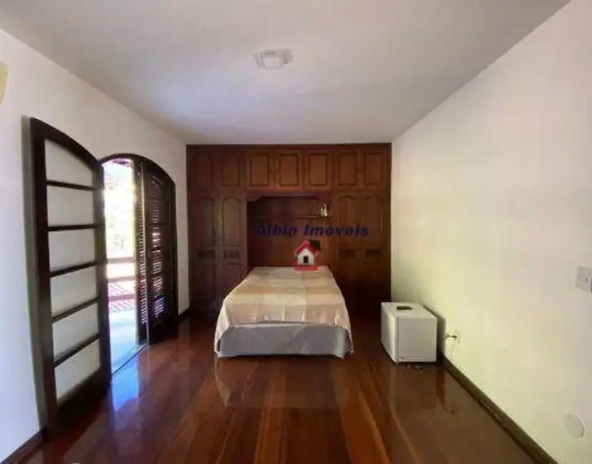 Foto 9 de Casa com 4 quartos à venda, 750m2 em Itaipu, Niteroi - RJ