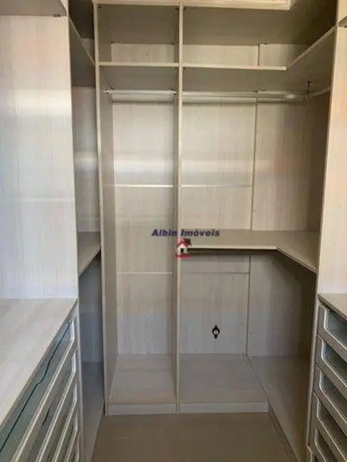 Foto 6 de Casa com 4 quartos à venda, 360m2 em Piratininga, Niteroi - RJ