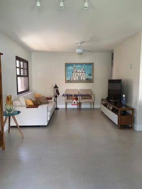 Foto 2 de Casa com 4 quartos à venda, 360m2 em Piratininga, Niteroi - RJ