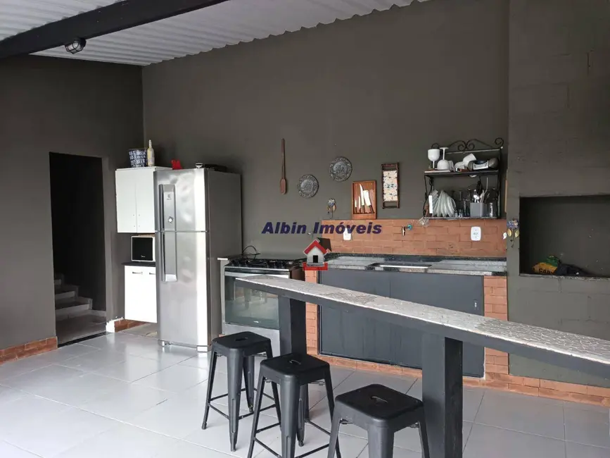 Casa de Condomínio com 3 quartos à venda, 500m2 em Itacoatiara, Niteroi - RJ - imagem 6 Foto 6 de Casa de Condomínio com 3 quartos à venda, 500m2 em Itacoatiara, Niteroi - RJ