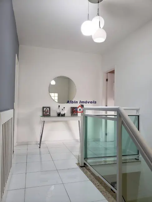 Foto 3 de Casa com 3 quartos à venda, 225m2 em Itaipu, Niteroi - RJ