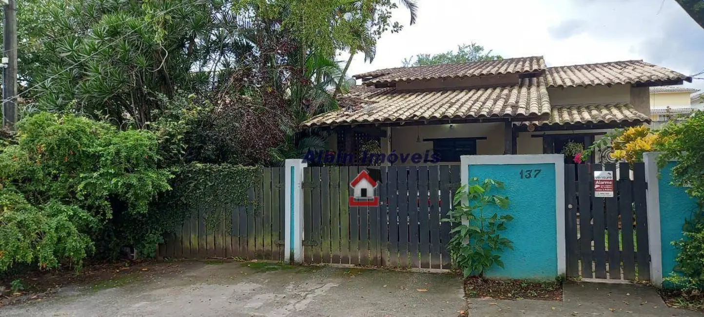 Foto 1 de Casa com 3 quartos à venda, 400m2 em Itaipu, Niteroi - RJ