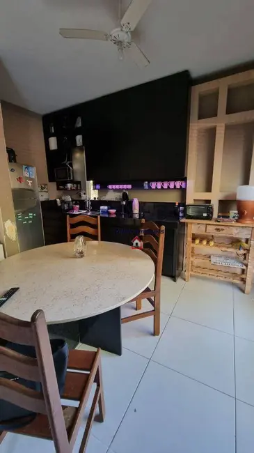 Foto 4 de Casa de Condomínio com 3 quartos à venda, 450m2 em Várzea das Moças, Niteroi - RJ