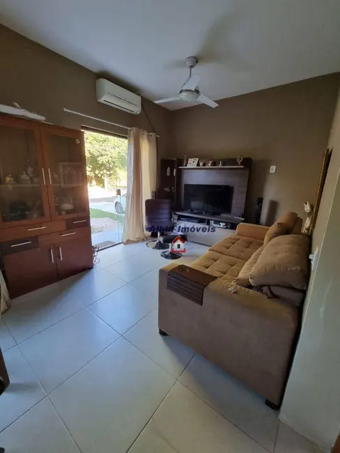 Foto 2 de Casa de Condomínio com 3 quartos à venda, 450m2 em Várzea das Moças, Niteroi - RJ