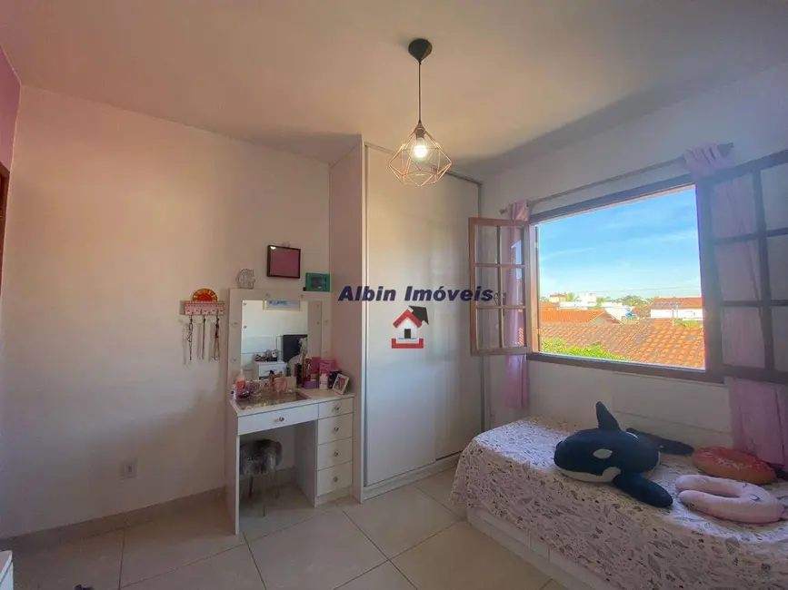 Foto 9 de Casa com 6 quartos à venda, 450m2 em Serra Grande, Niteroi - RJ