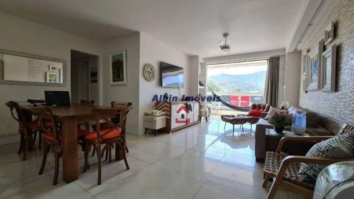 Apartamento com 4 quartos à venda, 189m2 em Itaipu, Niteroi - RJ - imagem 4 Foto 4 de Apartamento com 4 quartos à venda, 189m2 em Itaipu, Niteroi - RJ