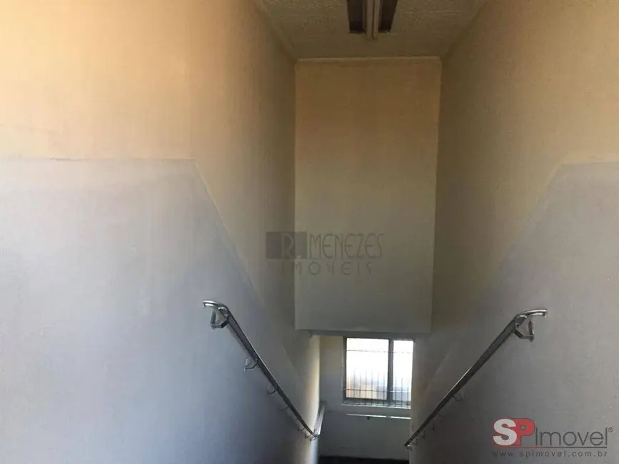 Armazém / Galpão à venda e para alugar, 3000m2 em São Paulo - SP - imagem 9 Foto 9 de Armazém / Galpão à venda e para alugar, 3000m2 em São Paulo - SP