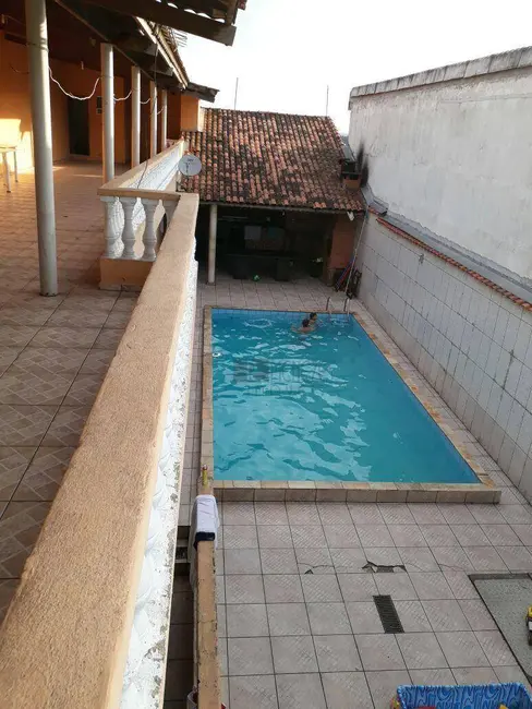 Foto 1 de Casa com 3 quartos à venda, 250m2 em Centro, Itaquaquecetuba - SP