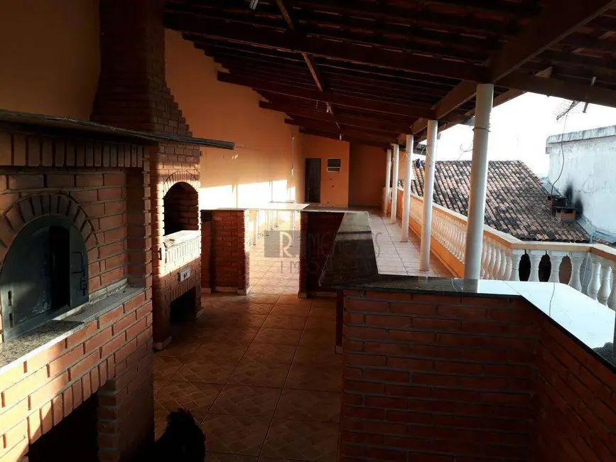 Foto 7 de Casa com 3 quartos à venda, 250m2 em Centro, Itaquaquecetuba - SP