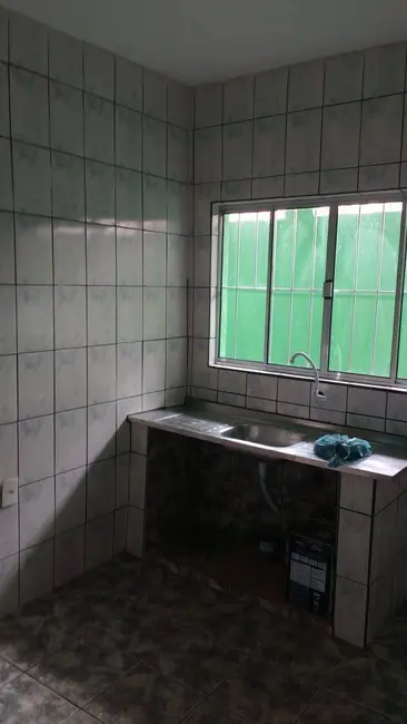 Sobrado com 3 quartos à venda, 125m2 em Jardim Adriane, Itaquaquecetuba - SP - imagem 6 Foto 6 de Sobrado com 3 quartos à venda, 125m2 em Jardim Adriane, Itaquaquecetuba - SP