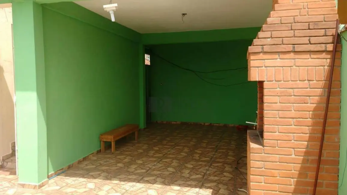 Foto 1 de Sobrado com 3 quartos à venda, 125m2 em Jardim Adriane, Itaquaquecetuba - SP