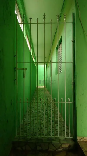 Sobrado com 3 quartos à venda, 125m2 em Jardim Adriane, Itaquaquecetuba - SP - imagem 5 Foto 5 de Sobrado com 3 quartos à venda, 125m2 em Jardim Adriane, Itaquaquecetuba - SP