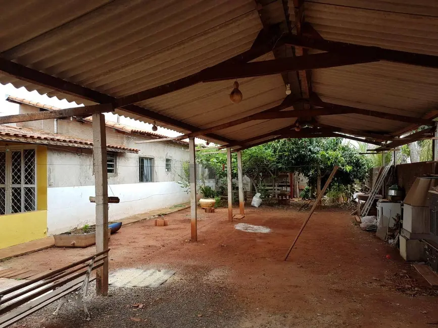 Foto 4 de Sítio / Rancho com 2 quartos à venda, 312m2 em Ibitinga - SP