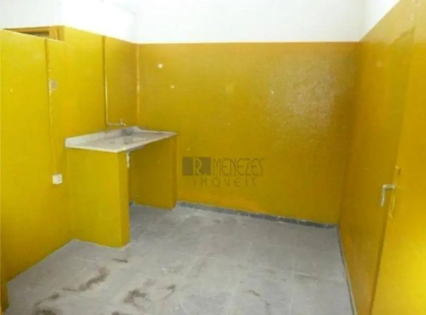 Armazém / Galpão para alugar, 240m2 em Cidade Industrial Satélite de São Paulo, Guarulhos - SP - imagem 3 Foto 3 de Armazém / Galpão para alugar, 240m2 em Cidade Industrial Satélite de São Paulo, Guarulhos - SP