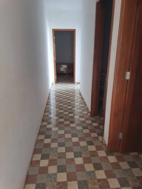 Foto 6 de Casa com 3 quartos à venda, 484m2 em Piraju - SP