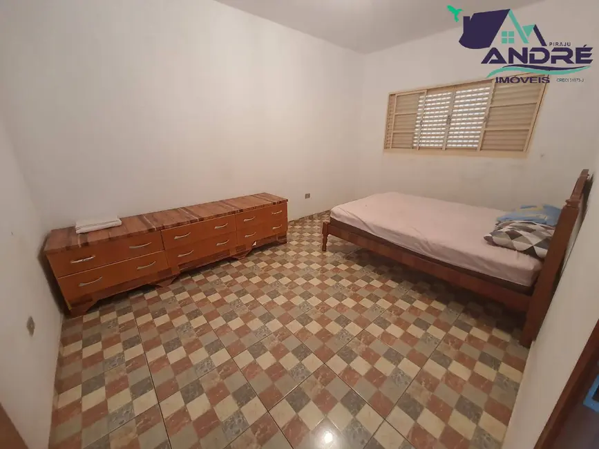 Foto 9 de Casa com 3 quartos à venda, 484m2 em Piraju - SP