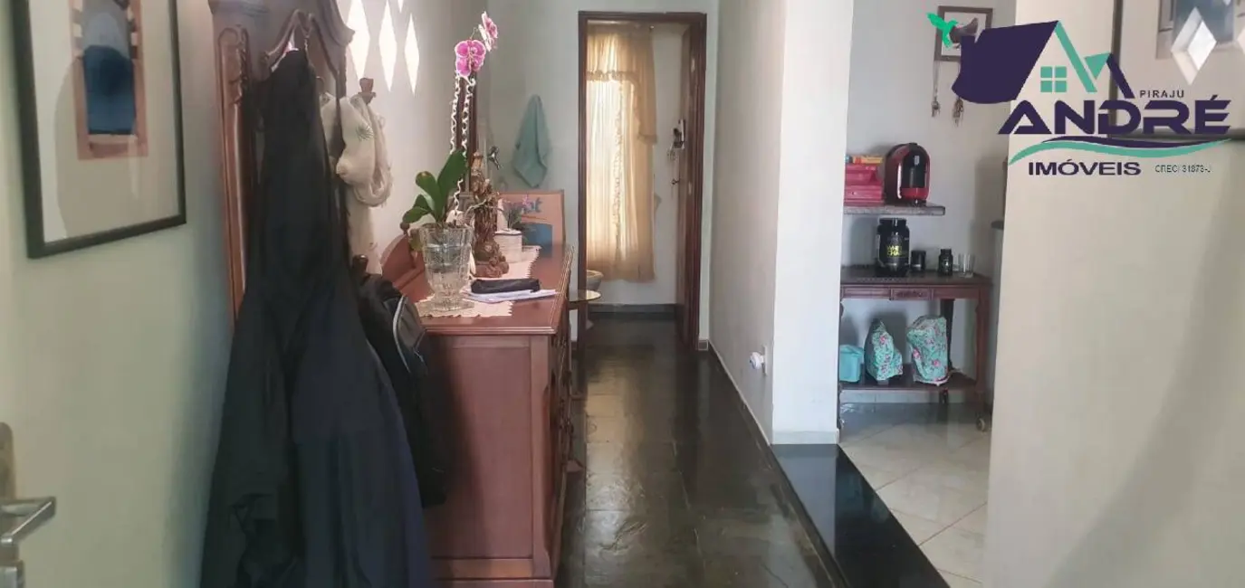 Foto 9 de Casa com 3 quartos à venda, 600m2 em Piraju - SP