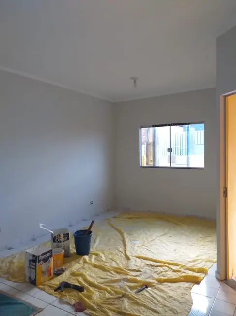 Foto 2 de Casa com 2 quartos à venda, 200m2 em Piraju - SP