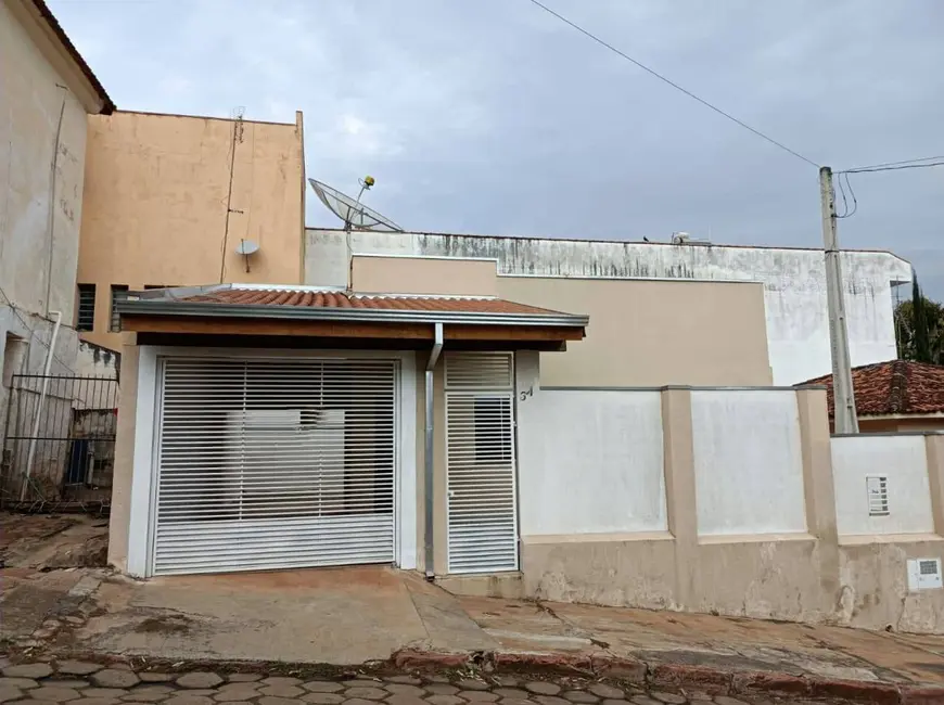 Foto 1 de Casa com 3 quartos à venda, 177m2 em Centro, Piraju - SP