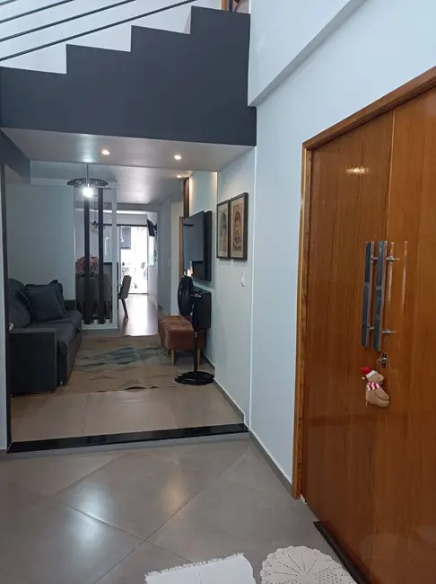 Foto 3 de Casa com 4 quartos à venda, 217m2 em Piraju - SP