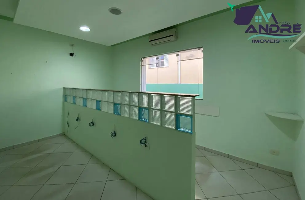 Sala Comercial à venda e para alugar, 318m2 em Centro, Piraju - SP - imagem 9 Foto 9 de Sala Comercial à venda e para alugar, 318m2 em Centro, Piraju - SP