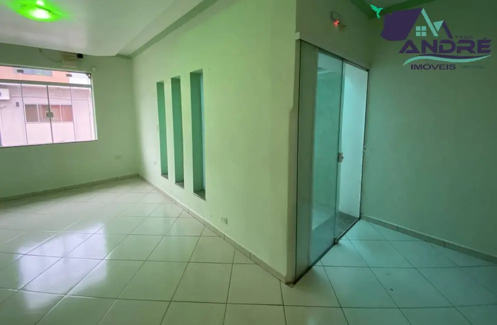 Foto 3 de Sala Comercial à venda e para alugar, 318m2 em Centro, Piraju - SP