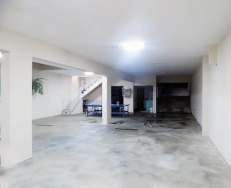 Foto 26 de Casa com 3 quartos à venda, 400m2 em Piraju - SP