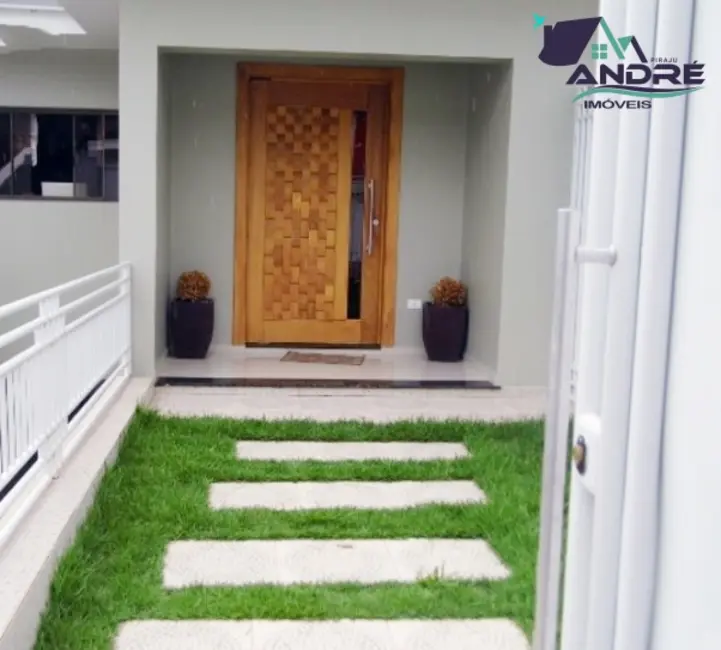 Foto 10 de Casa com 3 quartos à venda, 400m2 em Piraju - SP