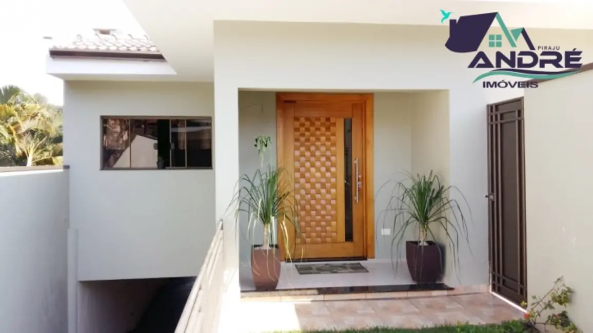 Foto 8 de Casa com 3 quartos à venda, 400m2 em Piraju - SP