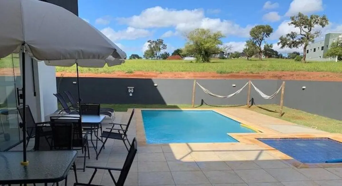 Foto 4 de Casa com 4 quartos à venda, 628m2 em Itai - SP