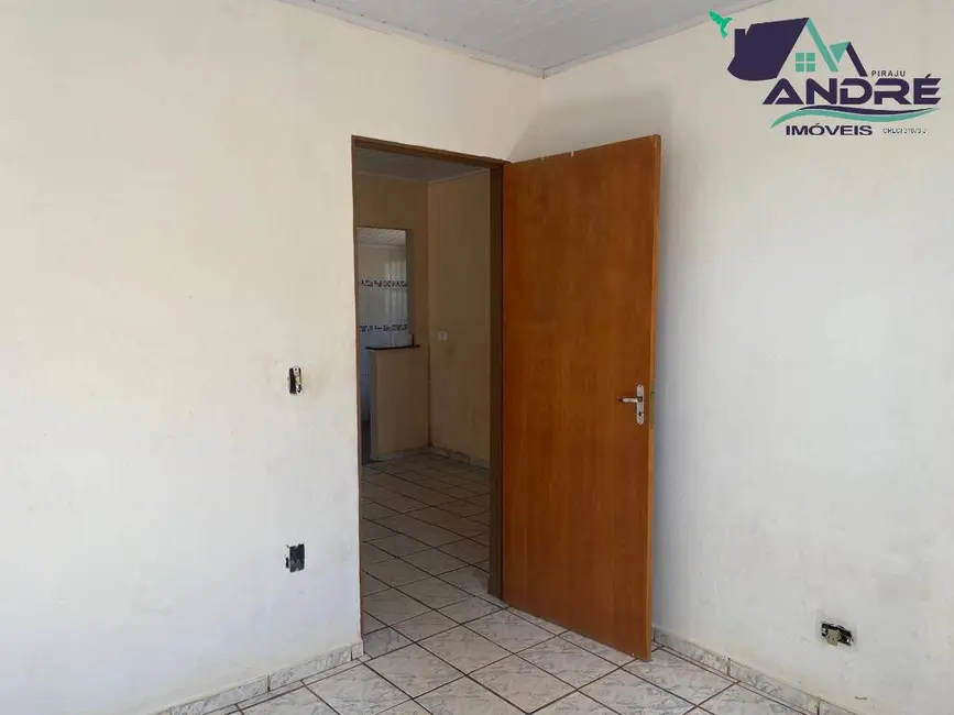 Foto 21 de Casa à venda, 180m2 em Piraju - SP