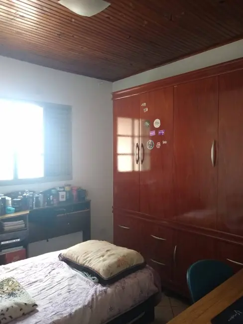 Foto 6 de Casa com 3 quartos à venda, 180m2 em Piraju - SP