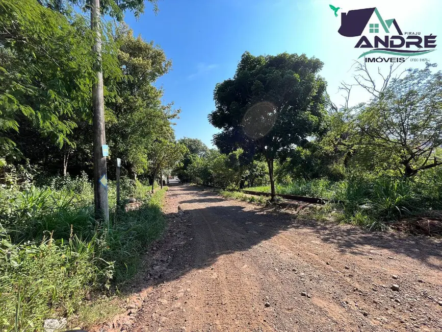 Foto 9 de Terreno / Lote à venda, 250m2 em Piraju - SP