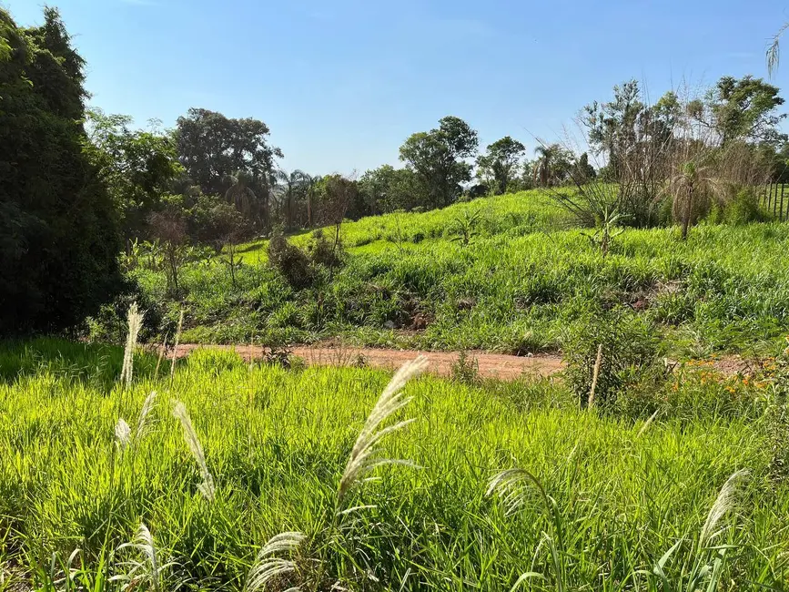 Foto 5 de Terreno / Lote à venda, 311m2 em Piraju - SP