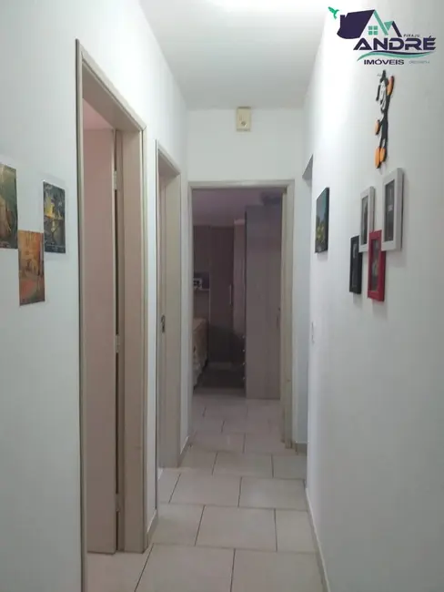 Foto 9 de Casa com 3 quartos à venda, 200m2 em Piraju - SP